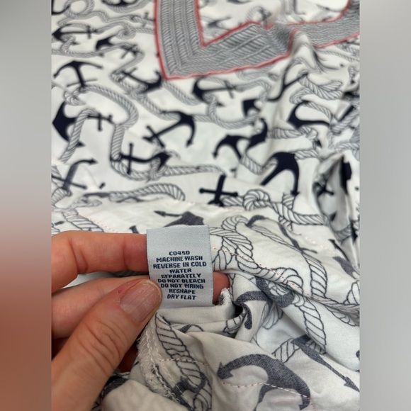 Princess Cruises anchors v-neck tunic size large L, nautical print top - Picture 13 of 14